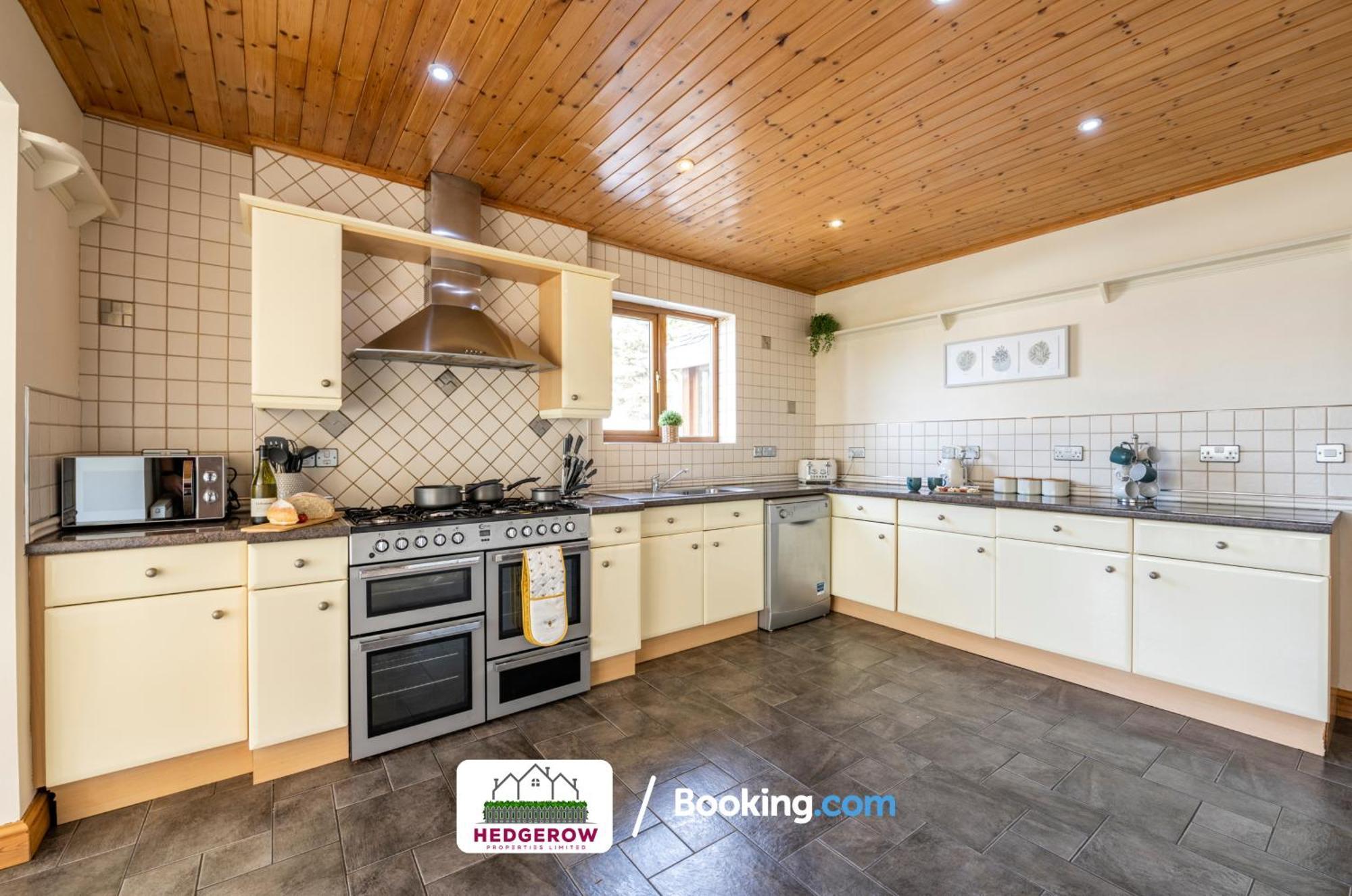 Last-Minute Specials L Don'T Wait ! Book Today For 13 Gorgeous 5 Bed Truro Retreat By Hedgerow Luaran gambar